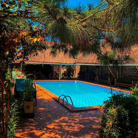 Elite Backpackers Services Masaka Экстерьер фото