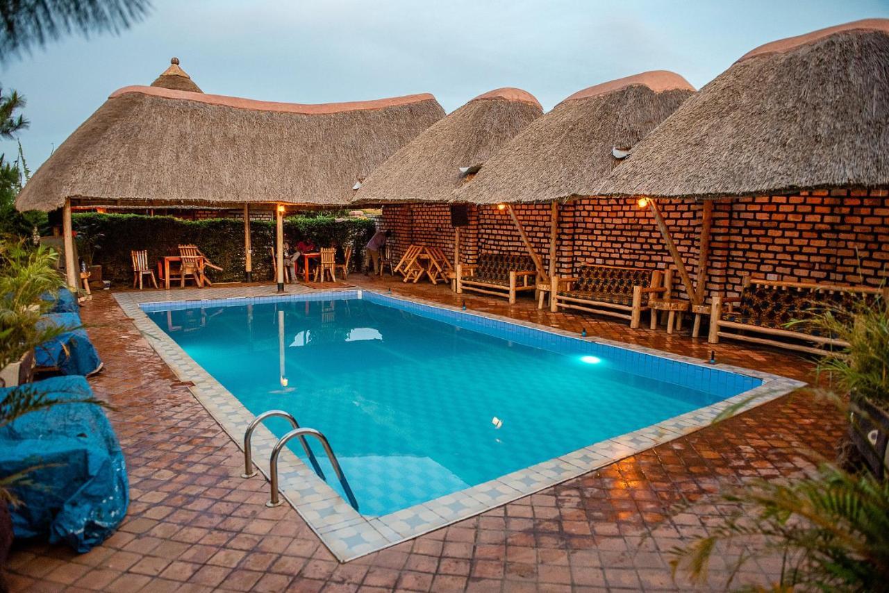 Elite Backpackers Services Masaka Экстерьер фото