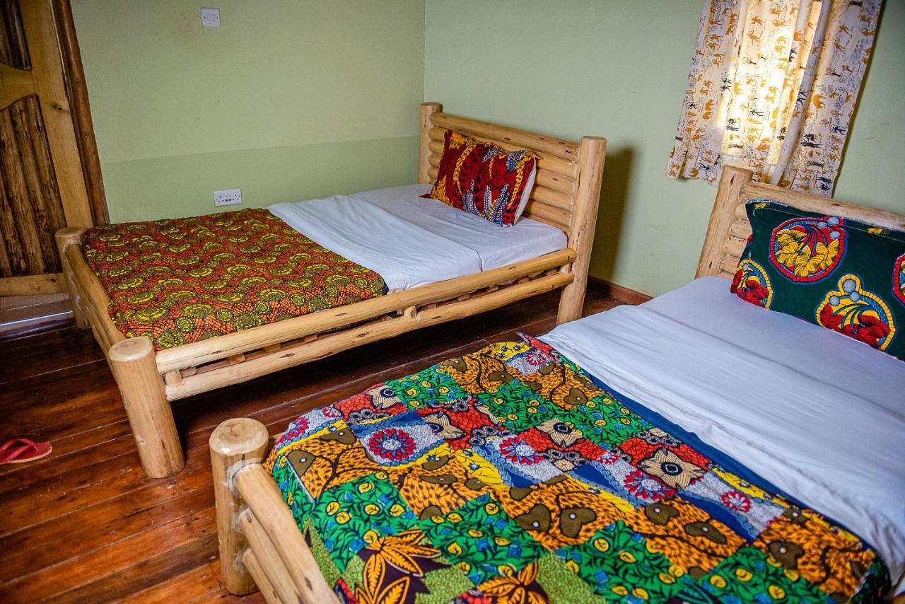 Elite Backpackers Services Masaka Экстерьер фото