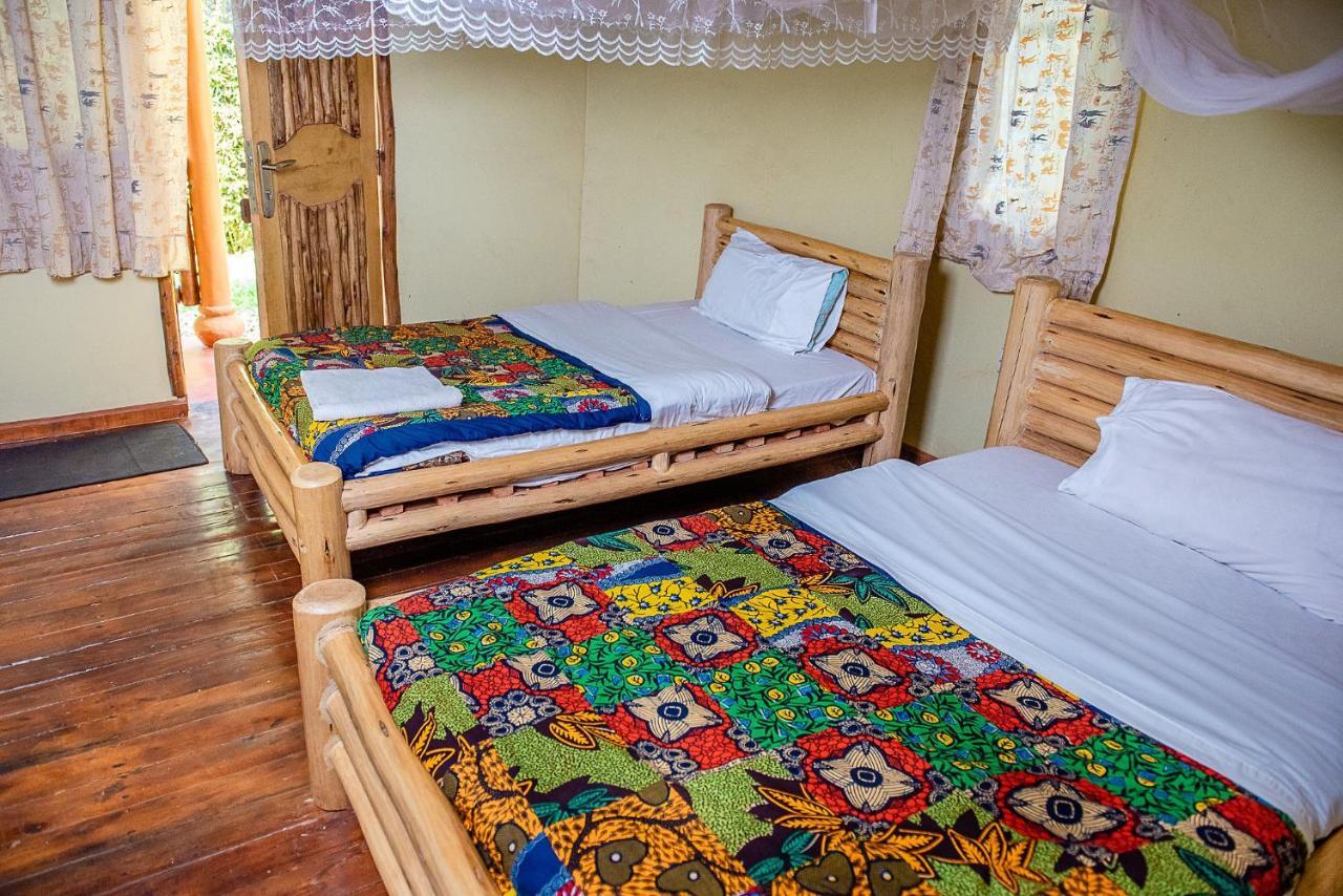 Elite Backpackers Services Masaka Экстерьер фото
