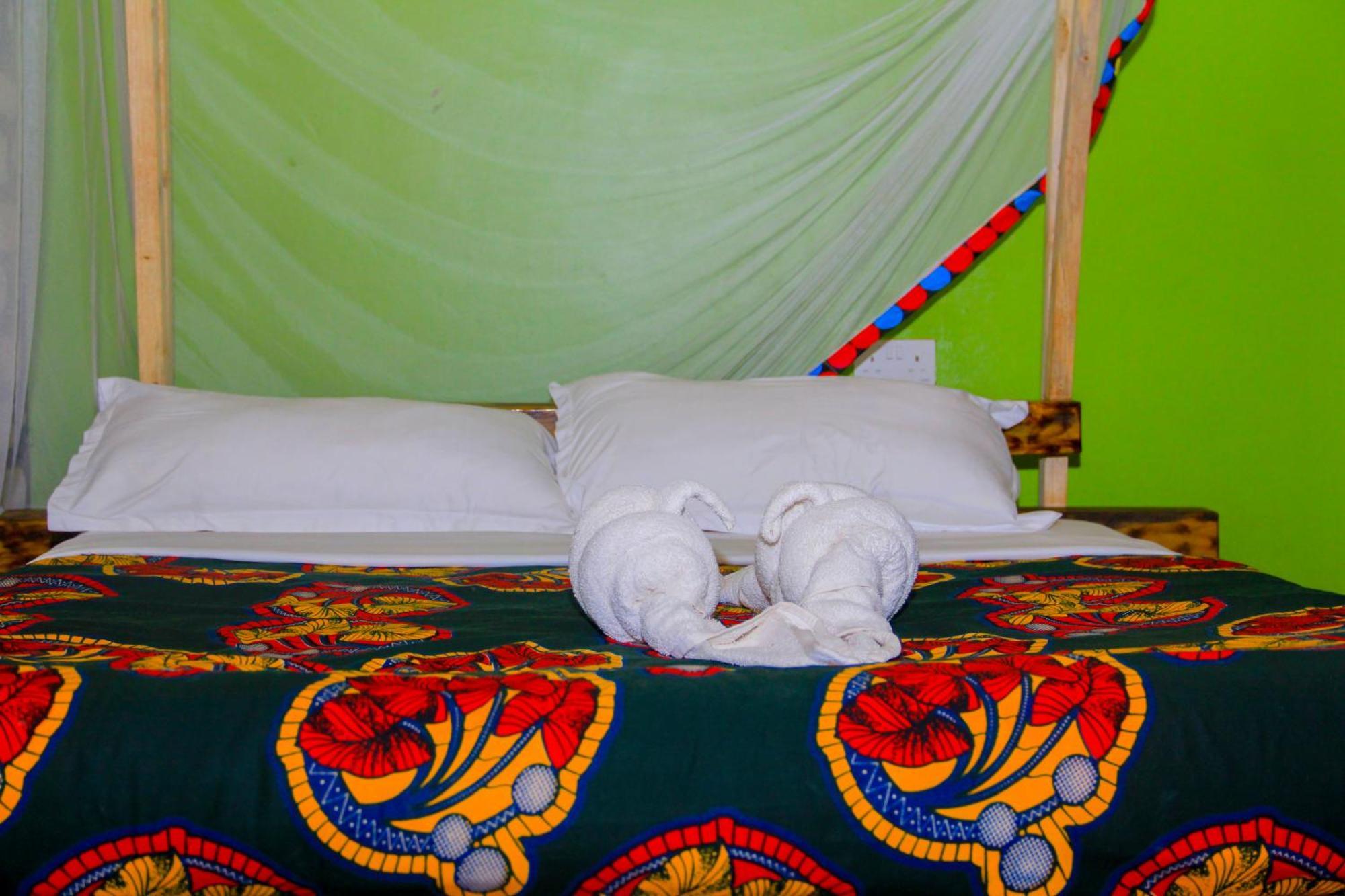 Elite Backpackers Services Masaka Экстерьер фото