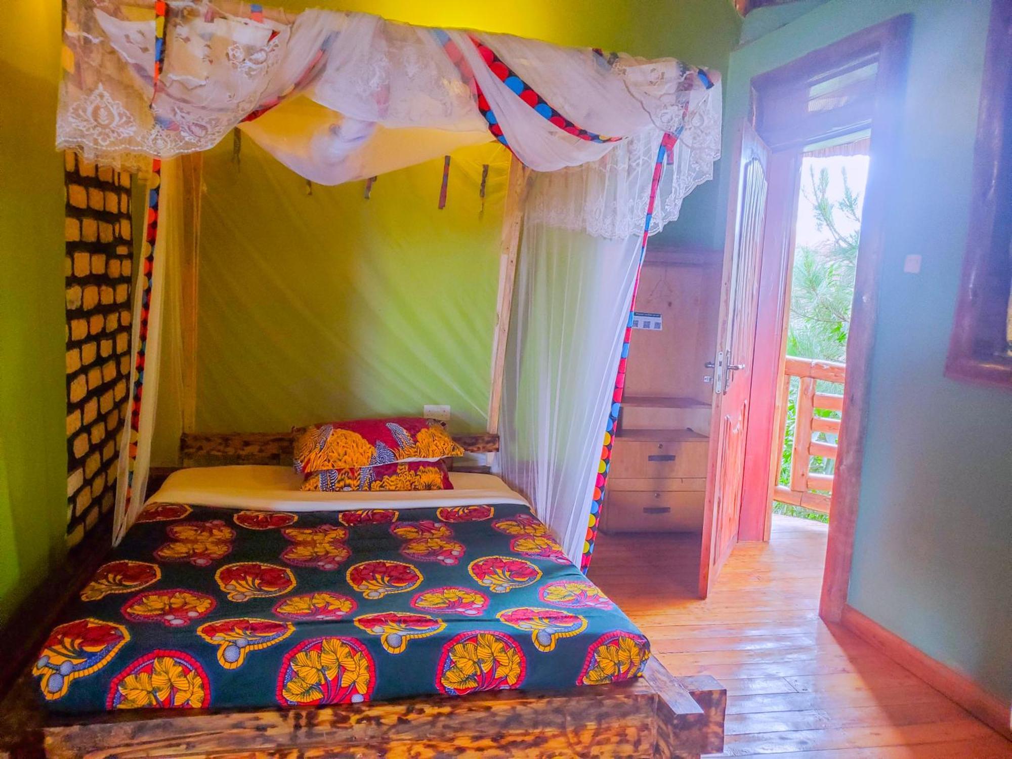 Elite Backpackers Services Masaka Экстерьер фото
