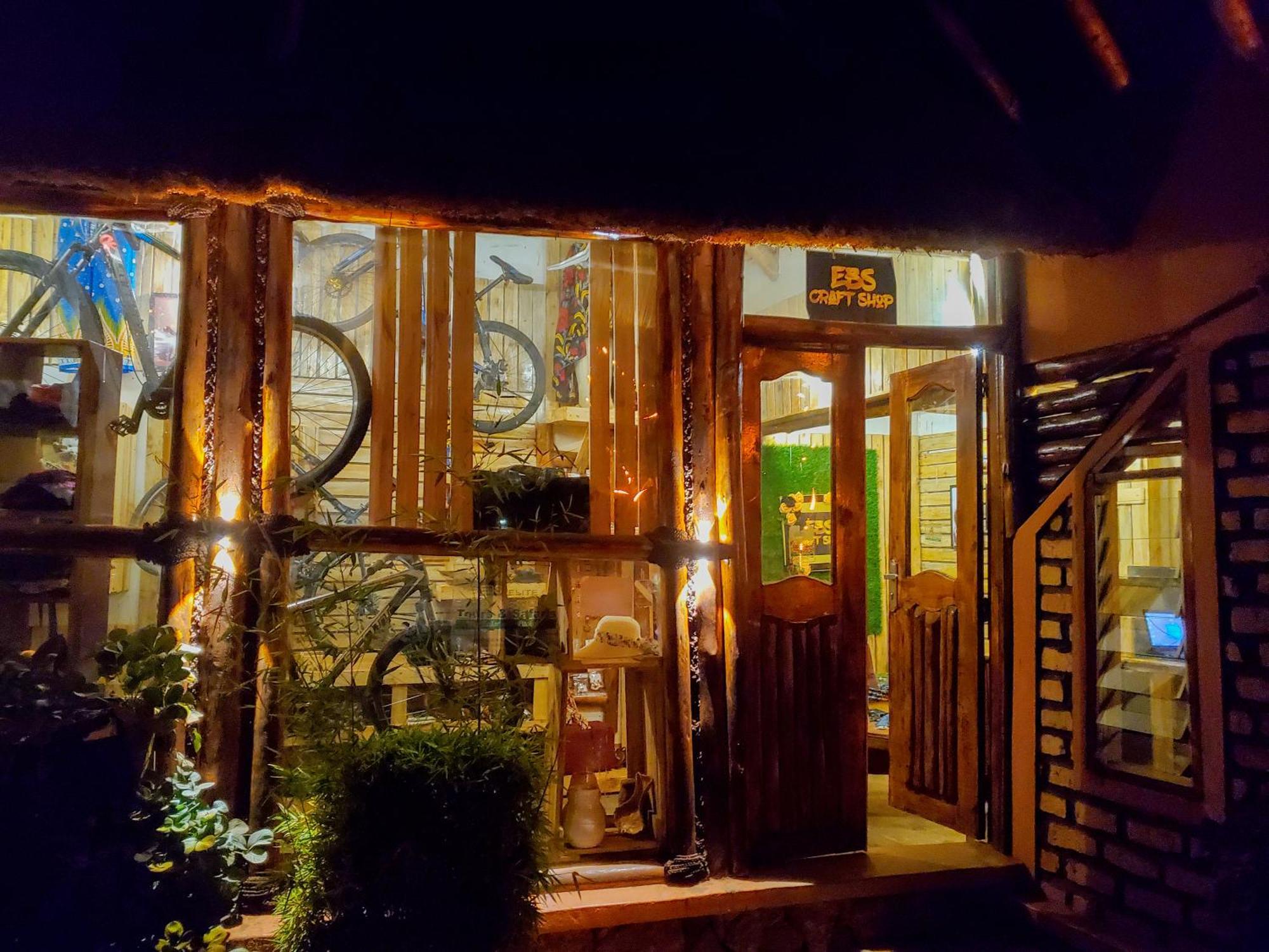 Elite Backpackers Services Masaka Экстерьер фото