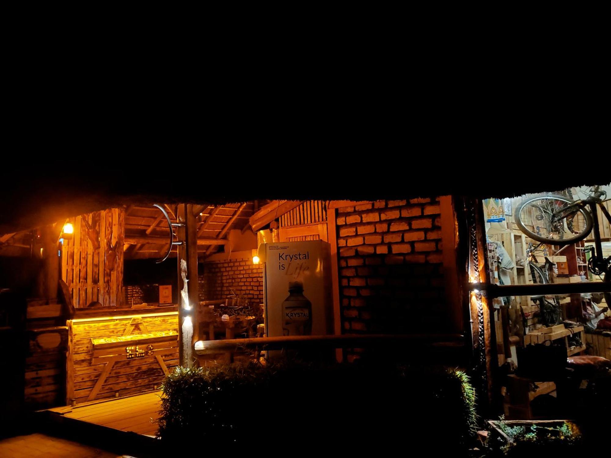 Elite Backpackers Services Masaka Экстерьер фото