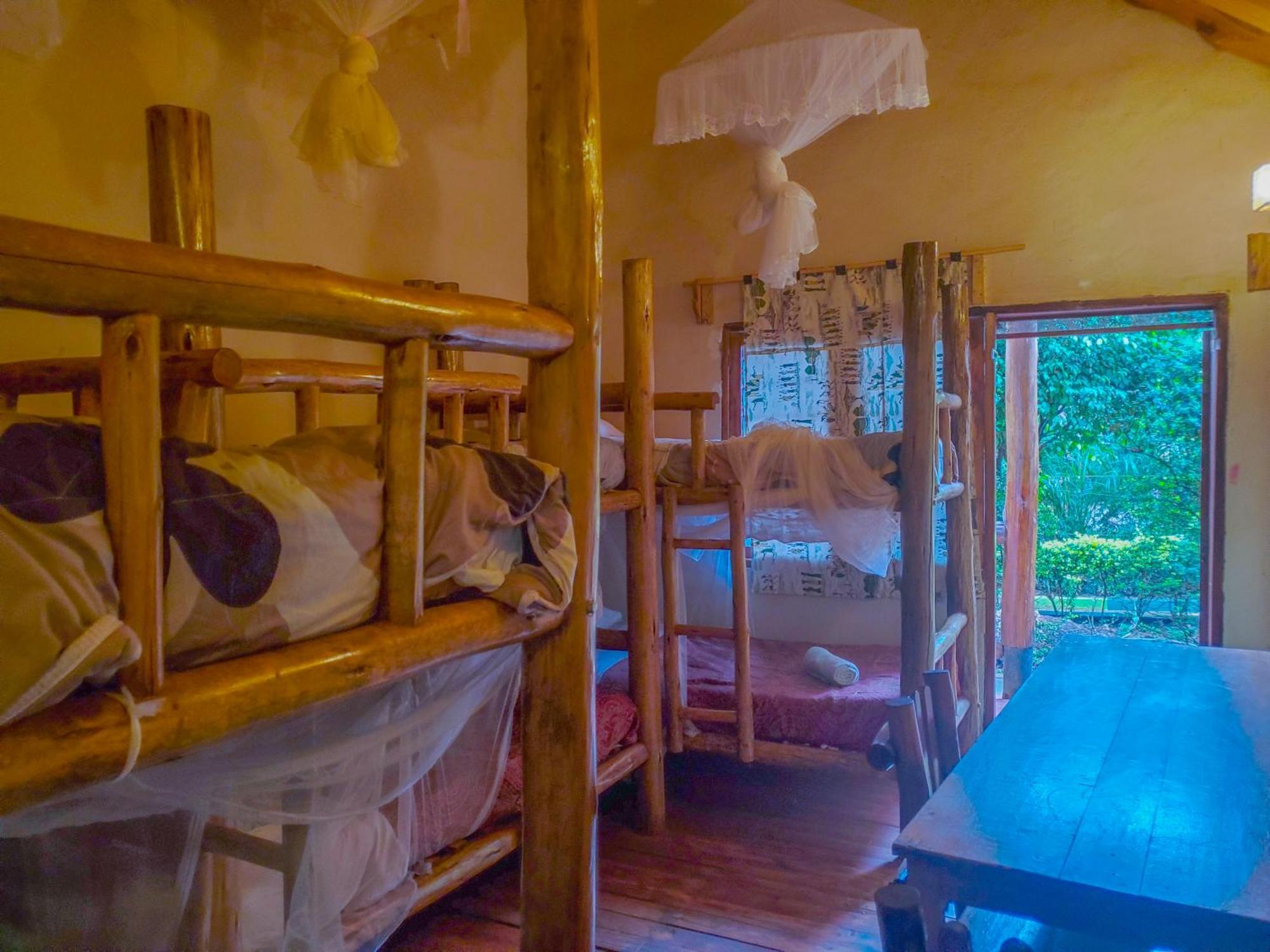Elite Backpackers Services Masaka Экстерьер фото